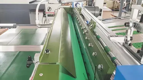 Unidad principal de barnizado UV